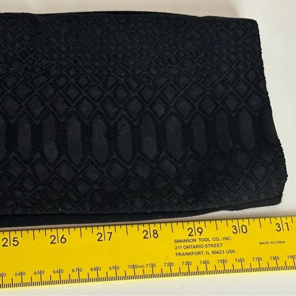 Carmen Marc Valvo Textured Front Black Leggings S